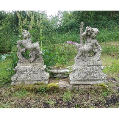 Pairs Of Putti (angelots) On Stone Base