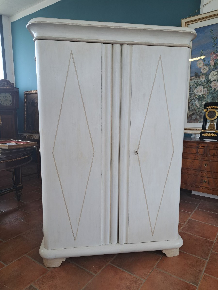 Armadio laccato a 2 porte