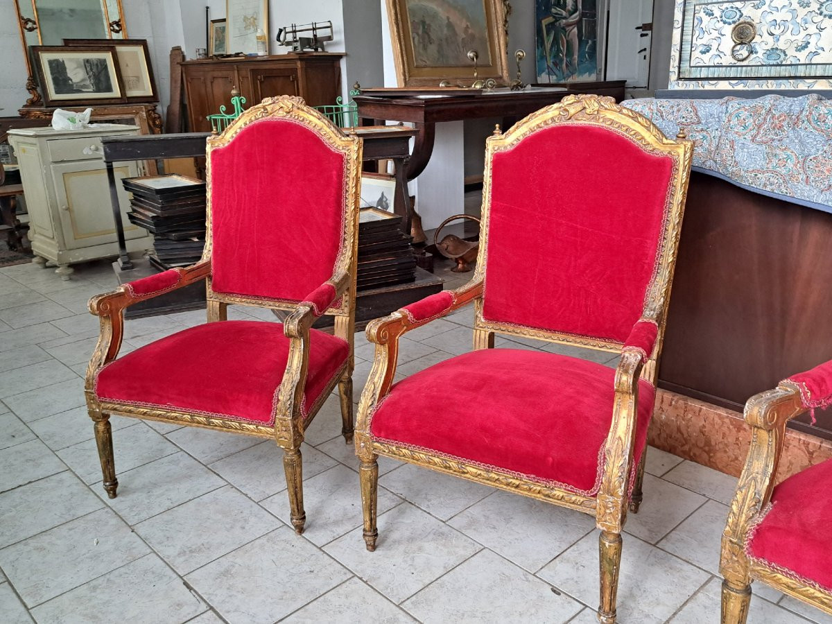 Quattro poltrone ed un divano dorati Napoleone III-photo-4