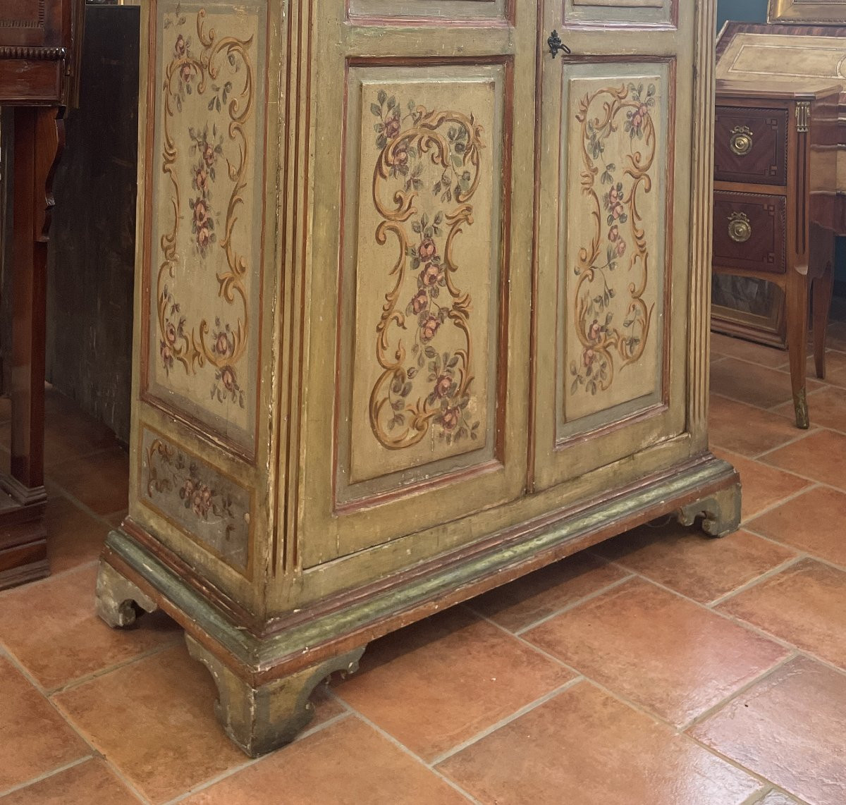 Armadio dipinto dell’800-photo-1