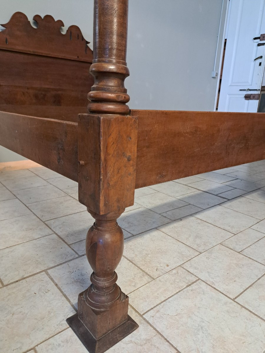 Letto in noce con colonne del '600-photo-1