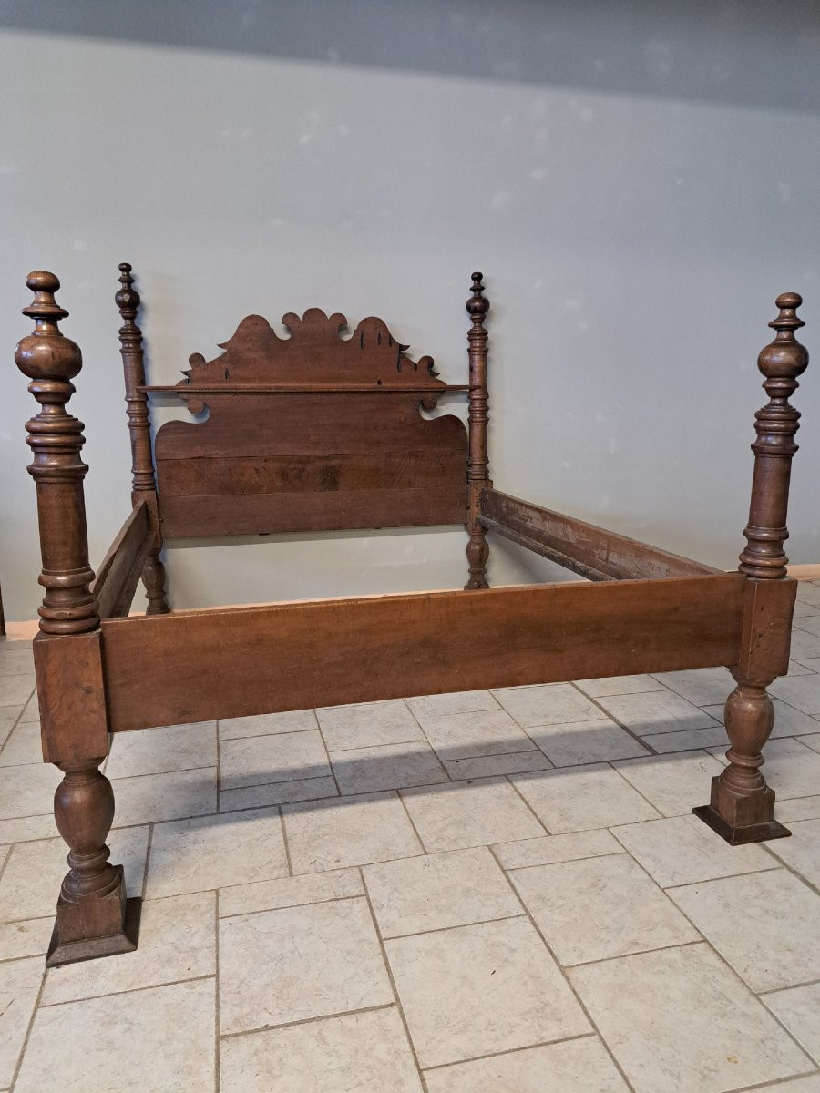 Letto in noce con colonne del '600-photo-4