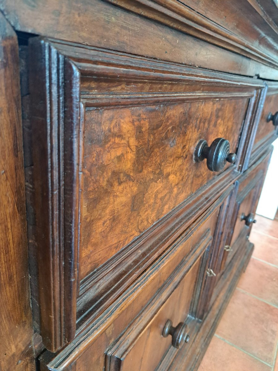 Credenza del '600 in noce-photo-6