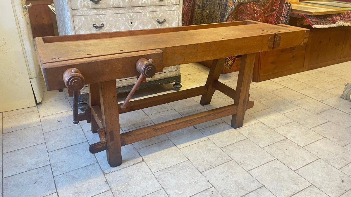 Tavolo da falegname dell' Ottocento con tripla morsa-photo-1