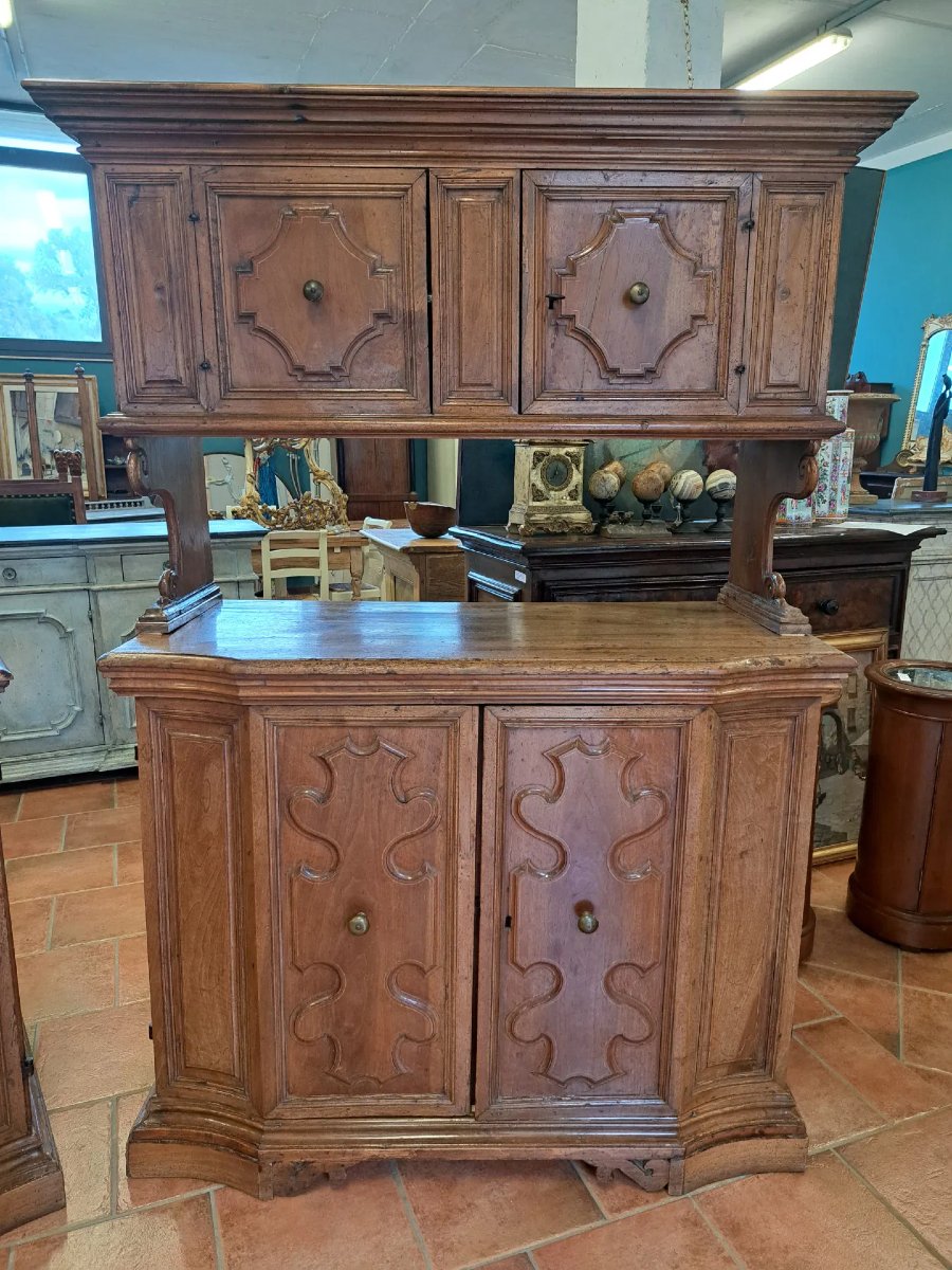 Coppia di credenze da sagrestia in noce filettato del "600-photo-4