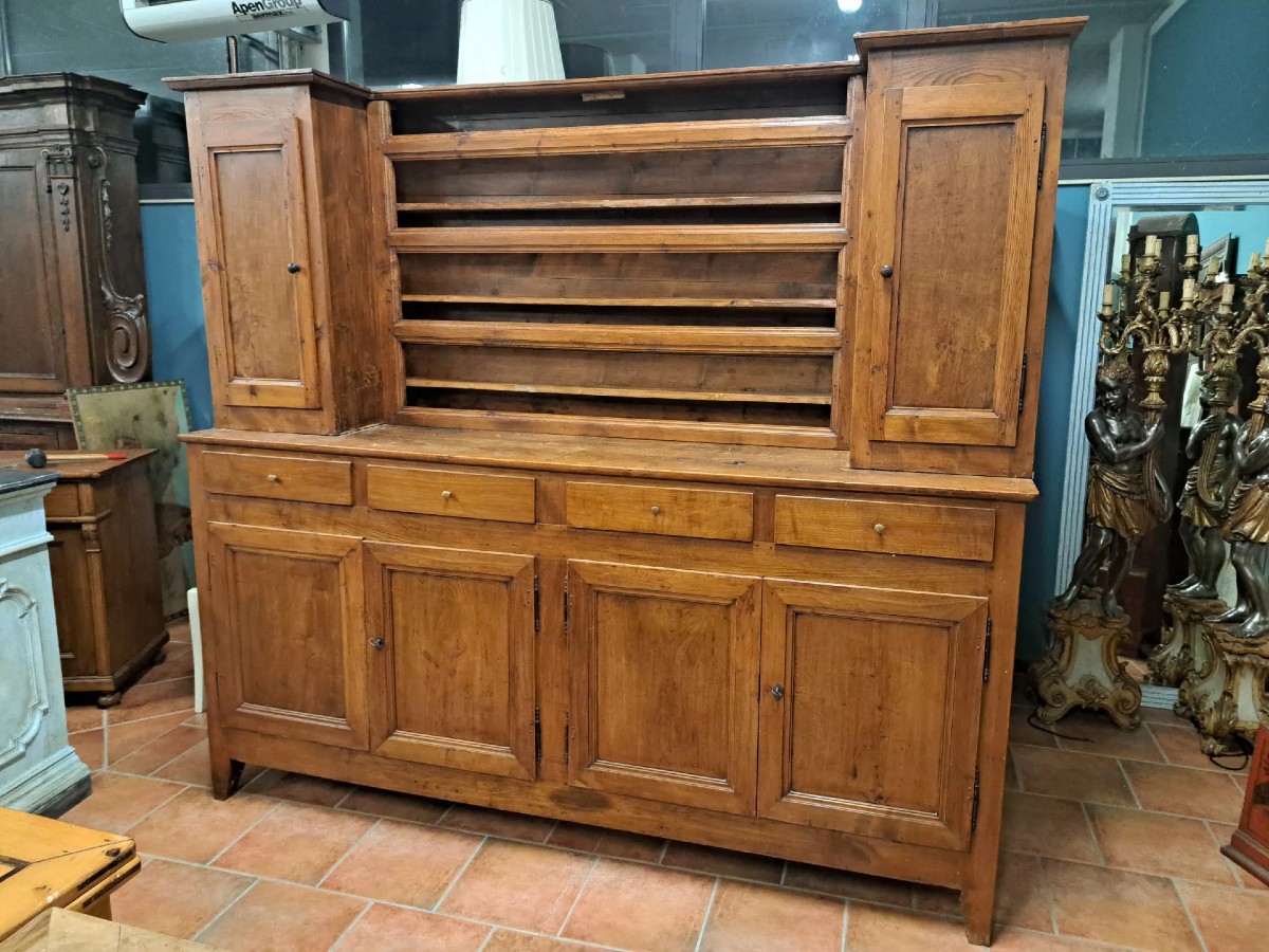 Credenza 4 ante con alzata della fine del '700
