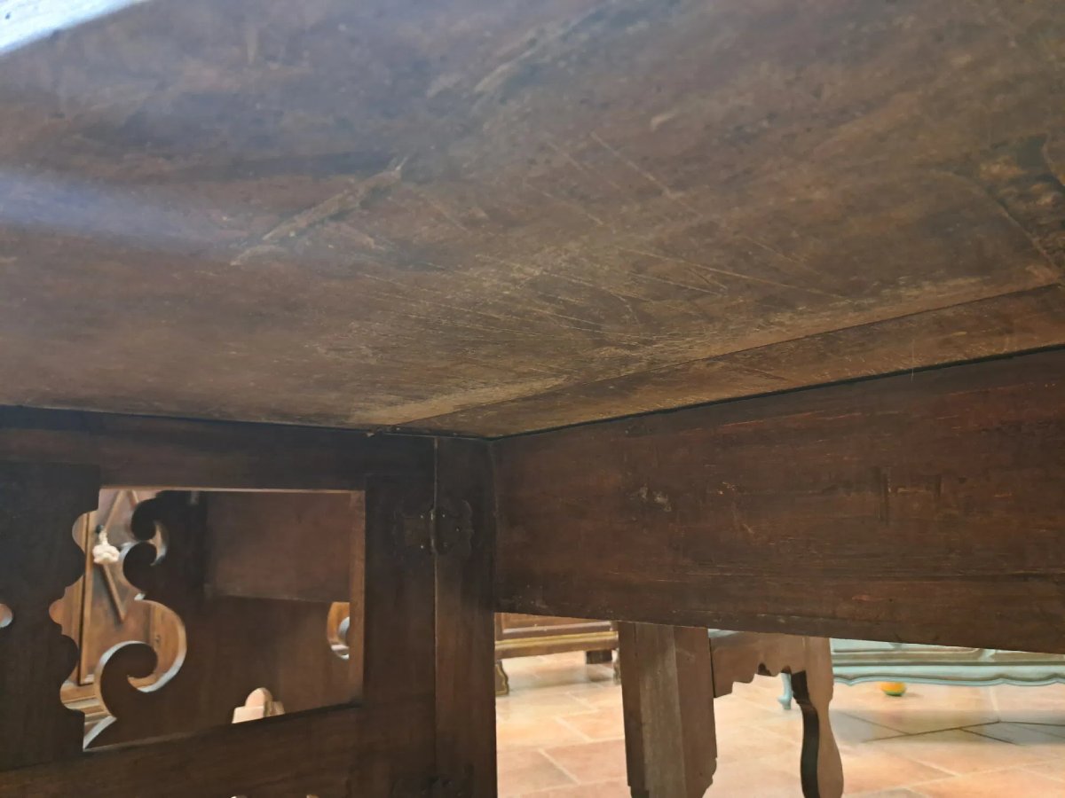 Grandissimo tavolo ovale in noce con zampe a lira-photo-4