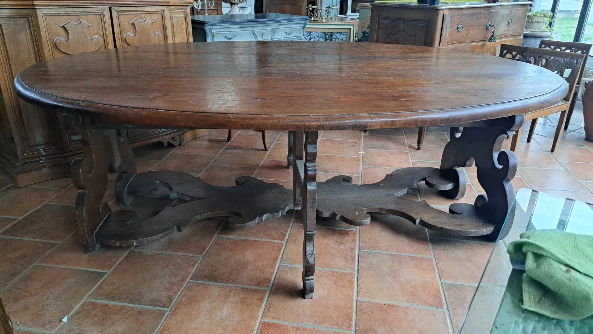 Grandissimo tavolo ovale in noce con zampe a lira-photo-5