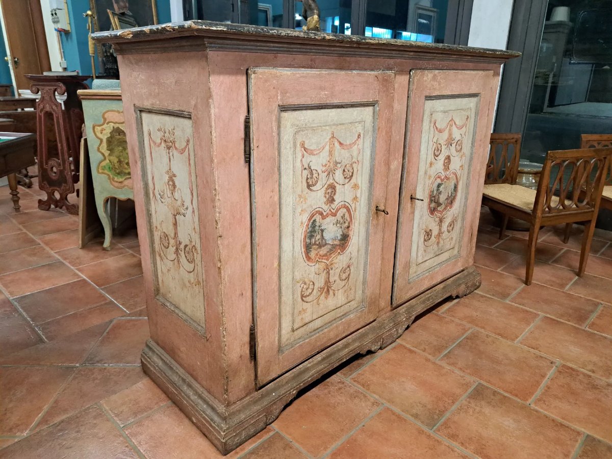 Credenza dipinta a grottesche-photo-3