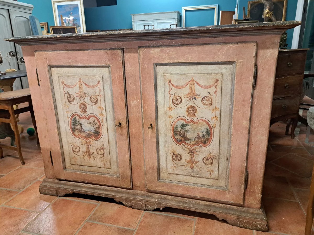 Credenza dipinta a grottesche-photo-2