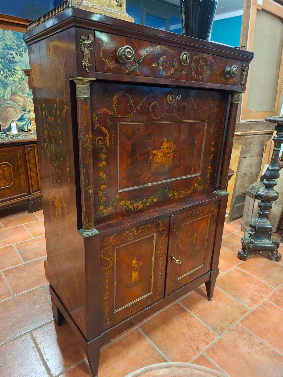 Secretaire neoclassico dipinto