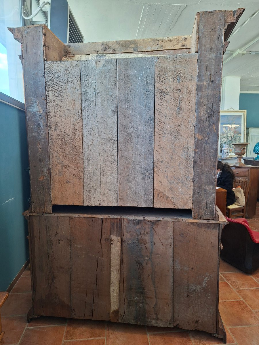 Credenza in noce a doppio corpo-photo-4