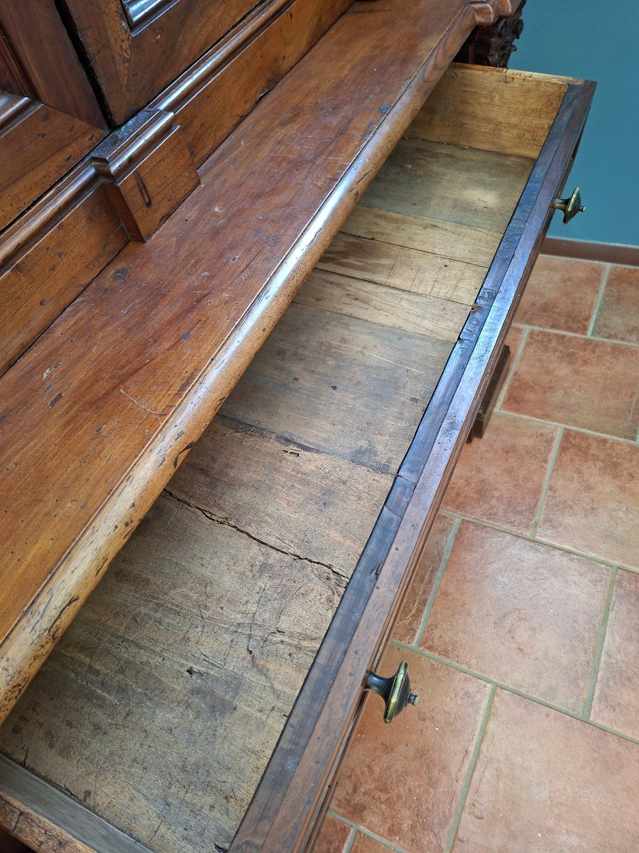 Credenza in noce a doppio corpo-photo-6