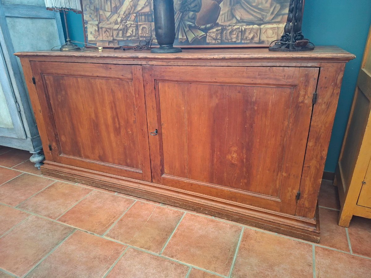 Grande credenza del '700 in pioppo
