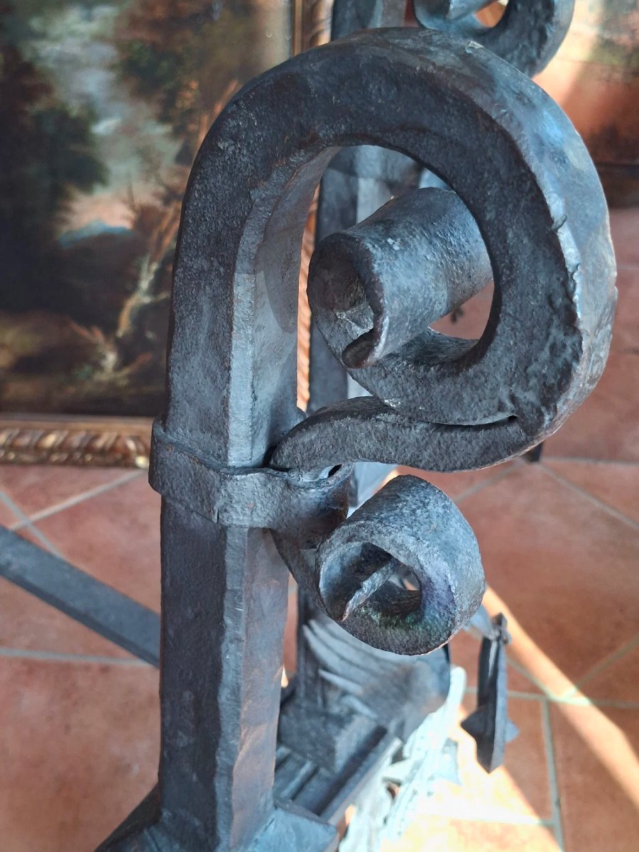 Coppia di grandi alari monumentali in ferro-photo-4