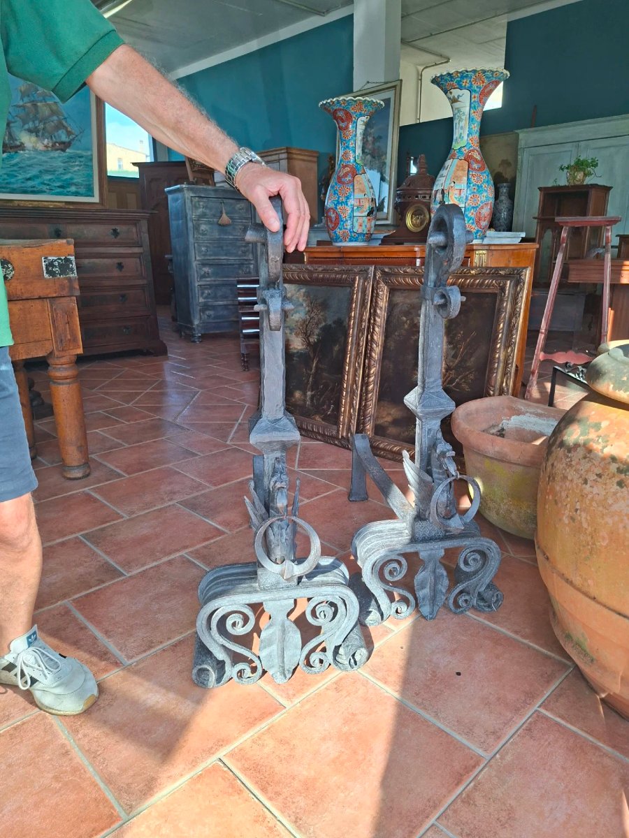 Coppia di grandi alari monumentali in ferro-photo-5