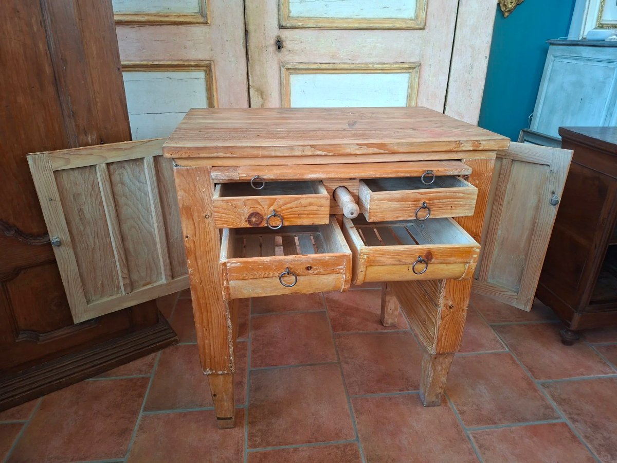 Tavolo da lavoro da cucina in larice-photo-4