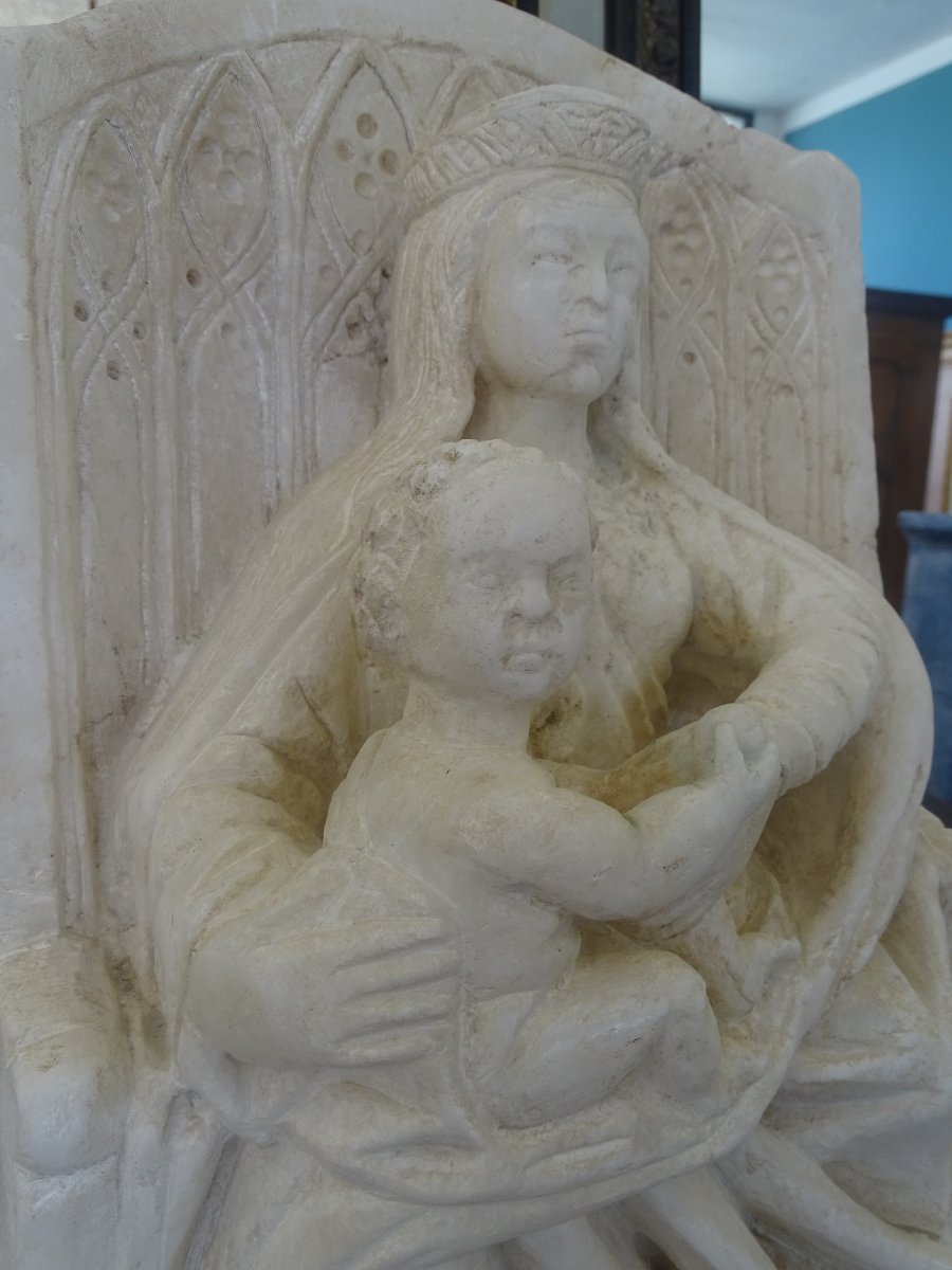 Scultura in alabastro "Madonna sul trono con bambino"-photo-6