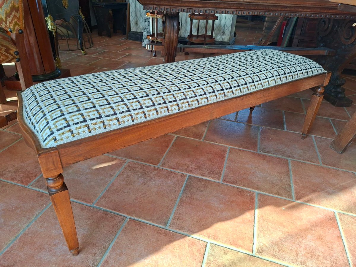 Panca in noce imbottita 