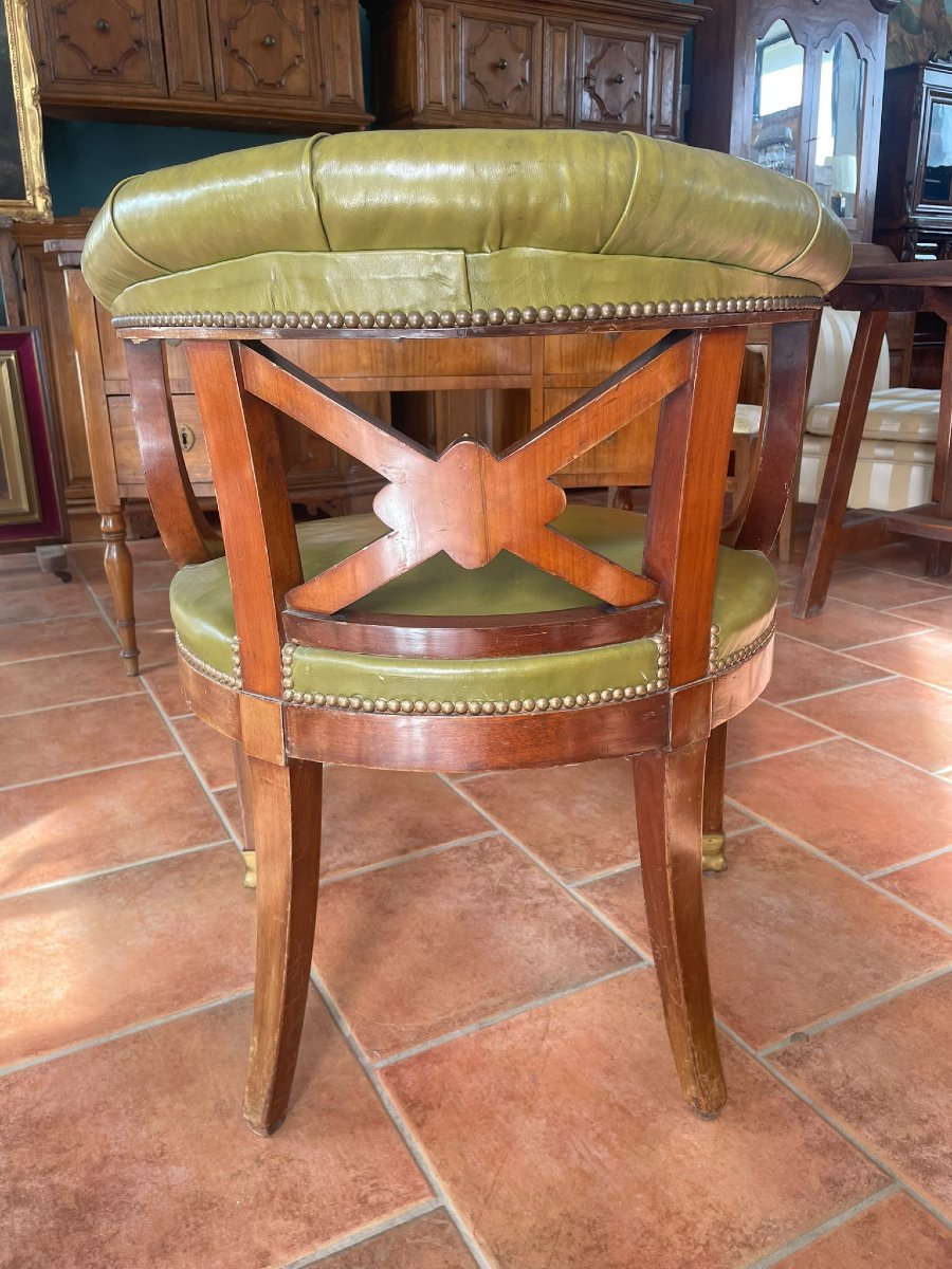 Poltrona in stile Impero in legno e pelle verde oliva-photo-1