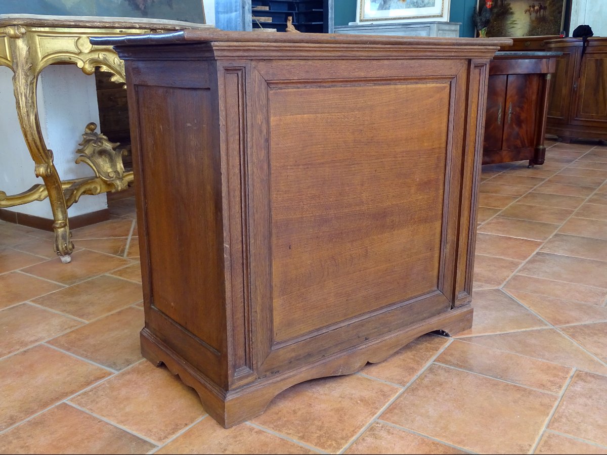 Bancone da negozio in legno di rovere