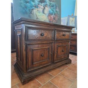 Credenza del '600 in noce