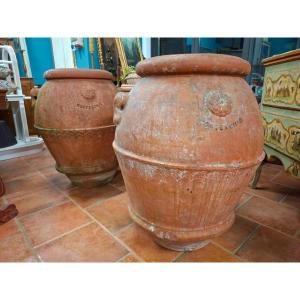 Coppia di orci di terracotta dell'Ottocento, manifattura Montecchio, Toscana