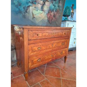 Comò in stile Luigi XVI intarsiato