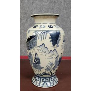 Asia 20th Century: Large Porcelain Vase