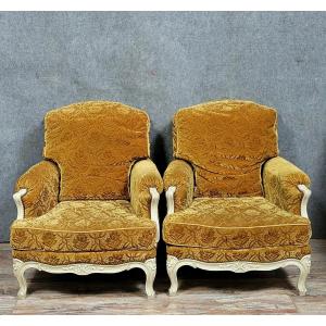 Pair Of Louis XV Style Bérgères In Lacquered Wood, 19th Century