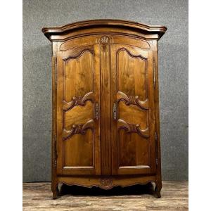 Louis XV Charolais Wardrobe In Solid Walnut From The 18th Century