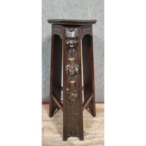 Renaissance Style Carved Wooden Selette Or Pedestal