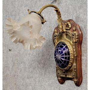 Louis XVI Style Wall Lamp In Bronze And Cut Crystal 