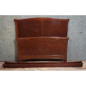Nancy School: Art Nouveau Style Bed, Characterized By Its Elegant Curved Lines 