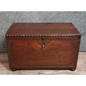 Naval Officer's Chest In Solid Mahogany-stained Wood, Embellished With Brass Studs
