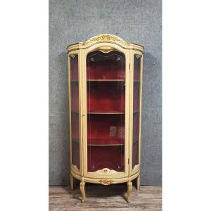 Curved Louis XV Style Display Cabinet, In Cream Lacquered Wood Enhanced With Gilding