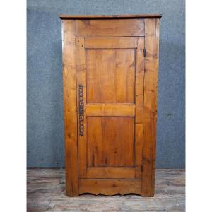 Rustic Solid Wood Wardrobe/closet – 18th Century – Fir
