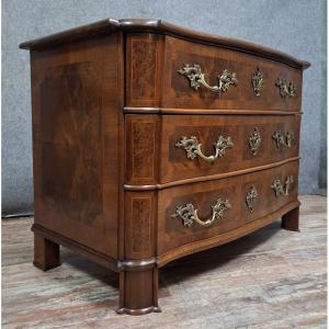 Alsatian Curved Chest Of Drawers In Marquetry - 18th Century