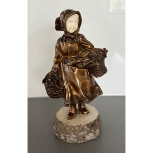 Fortunato Gory (1895-1925) Chryselephantine Statuette Little Girl With Baskets 