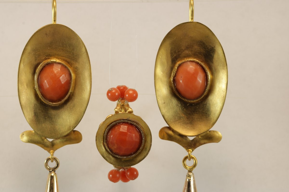 Orecchini e anello antichi di corallo-photo-4
