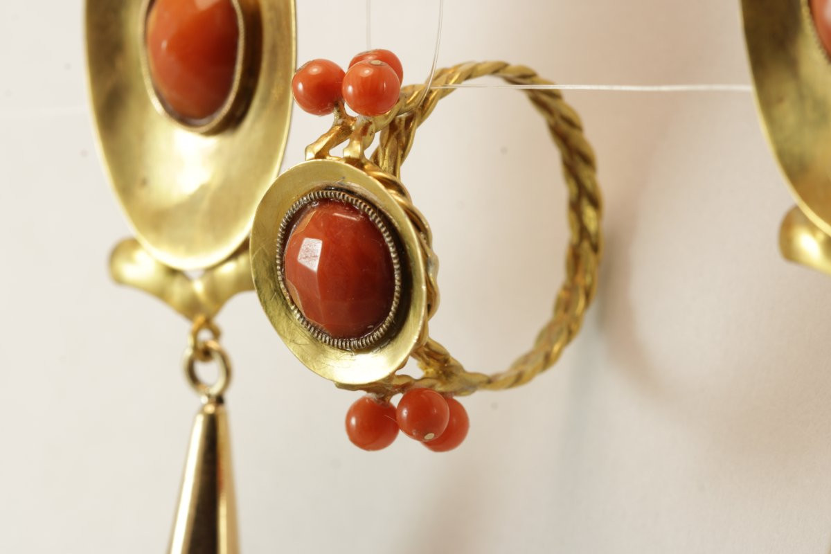 Orecchini e anello antichi di corallo-photo-2