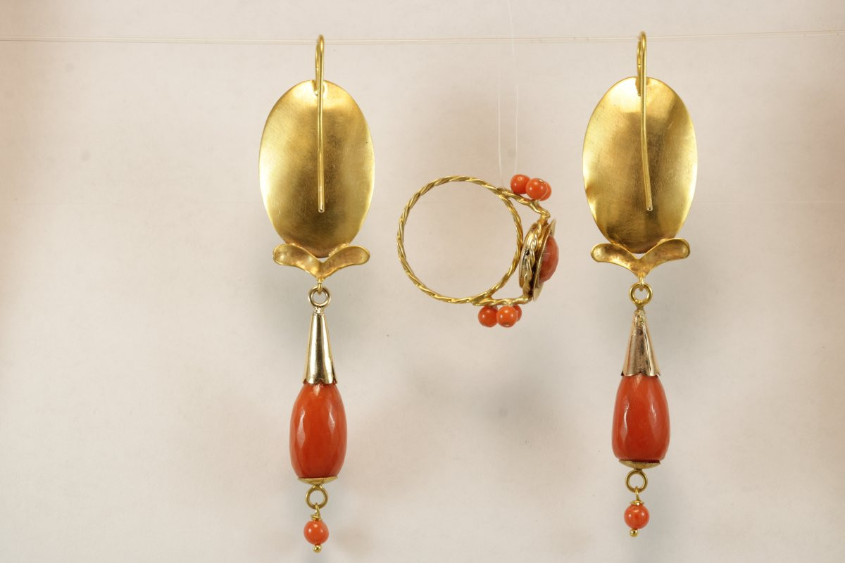 Orecchini e anello antichi di corallo-photo-3