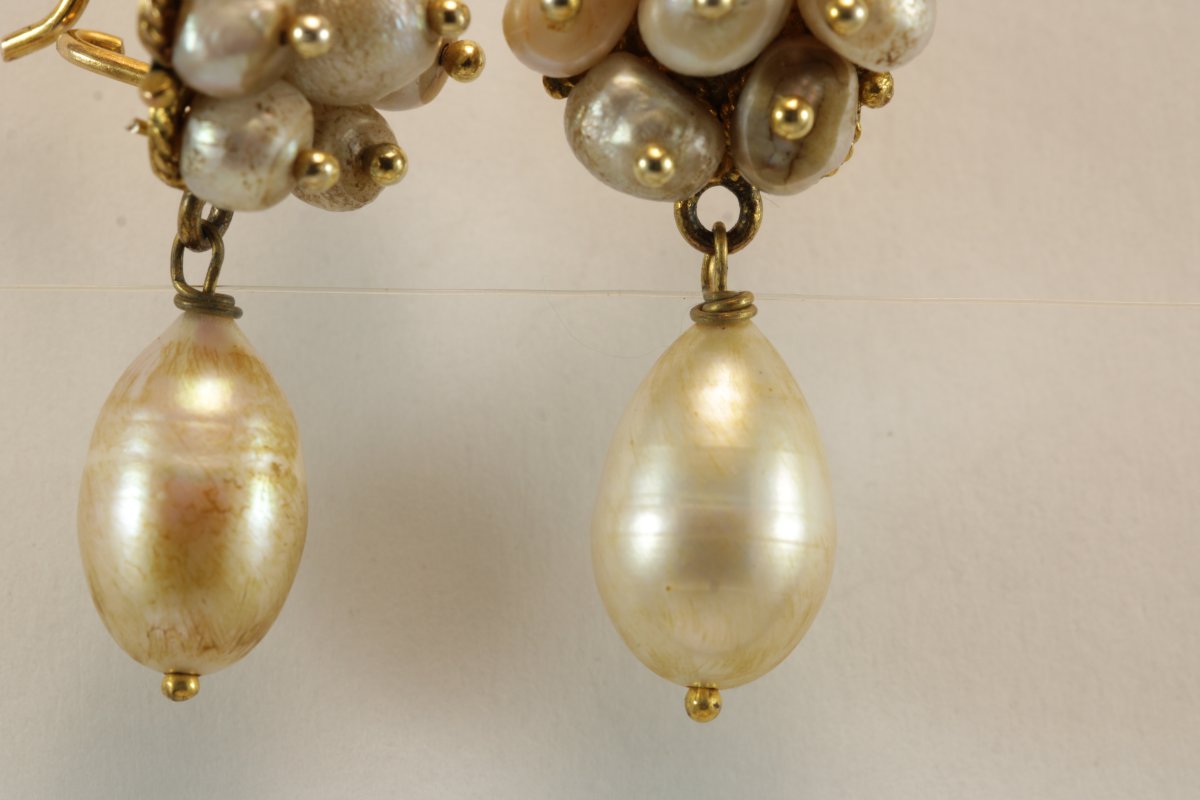 Orecchini antichi con perle-photo-1