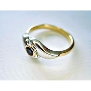 18-carat White And Yellow Gold Ring Set With A Sapphire