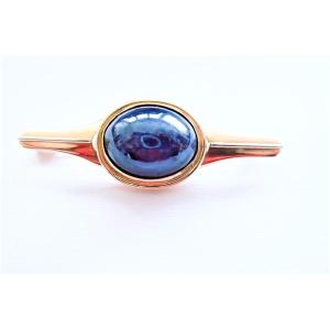 Vintage 18-carat Gold Brooch Set With A Cabochon Sapphire