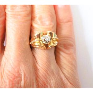 18-carat Rose Gold Tank Ring Set With A Diamond