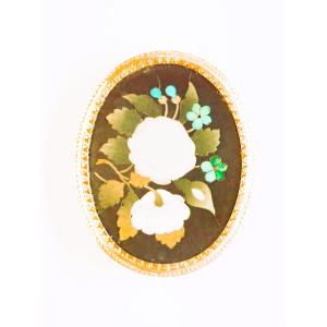 18-carat Gold Micromosaic Brooch