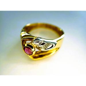 Diamond And Ruby Ring In 18-carat Gold