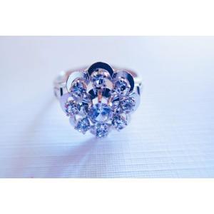 18-karat White Gold Ring