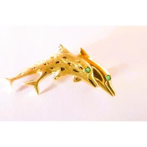 18-carat Gold Dolphin Brooch